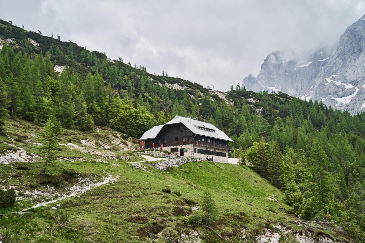 Cozy Apartment In The Heart Of Kranjska Gora Luaran gambar